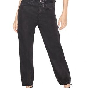 Frame The Lounge Jogger Jeans in Noir Coated